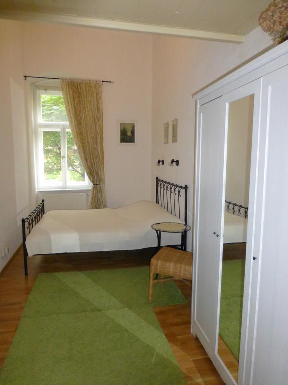 Apartment Sadova Karlovy Vary Quarto foto